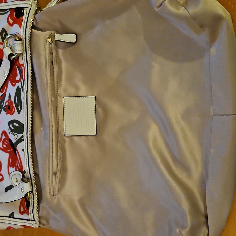 Coach Poppy Floral Y2K Hallie East/West Tote Bag J1220-22442 - Picture 12 of 16